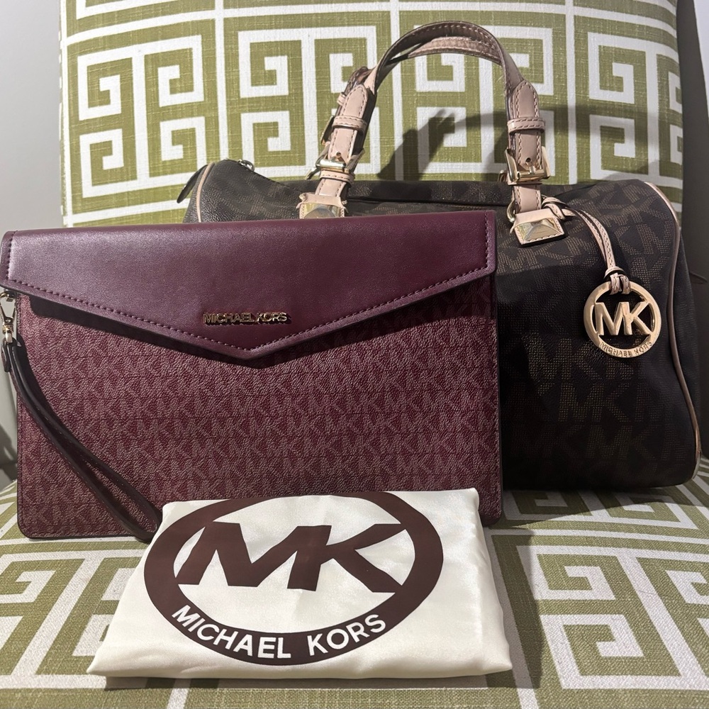 3PC Michael Kors Grayson Signature Monogram Satchel, Wristlet, & Dust Bag